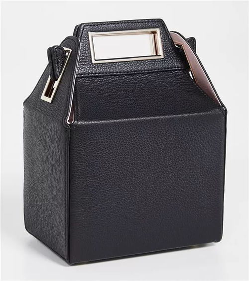 從高圓圓趙又廷的穿搭變遷看明星返鄉風潮 時尚距離感與接地氣的博弈